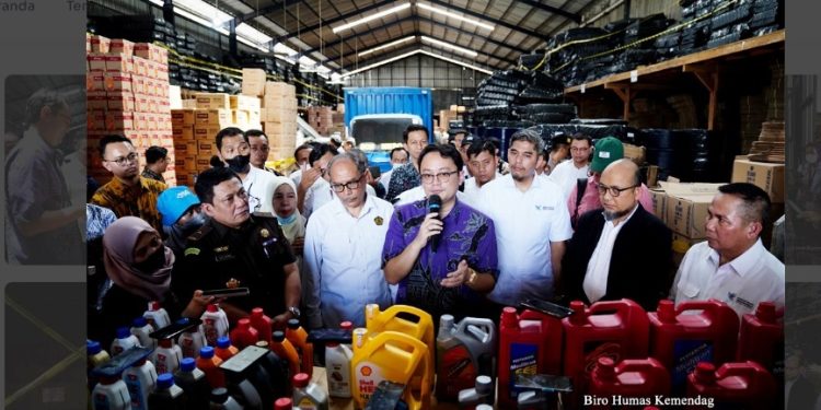 Kemendag Amankan Produk Pelumas Ilegal Senilai Rp16,5 Miliar